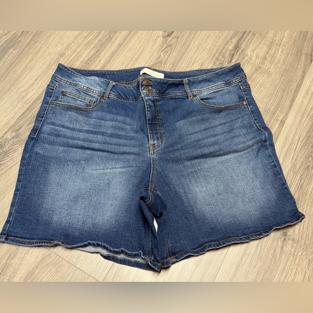 Cato Women's Blue Jean Shorts